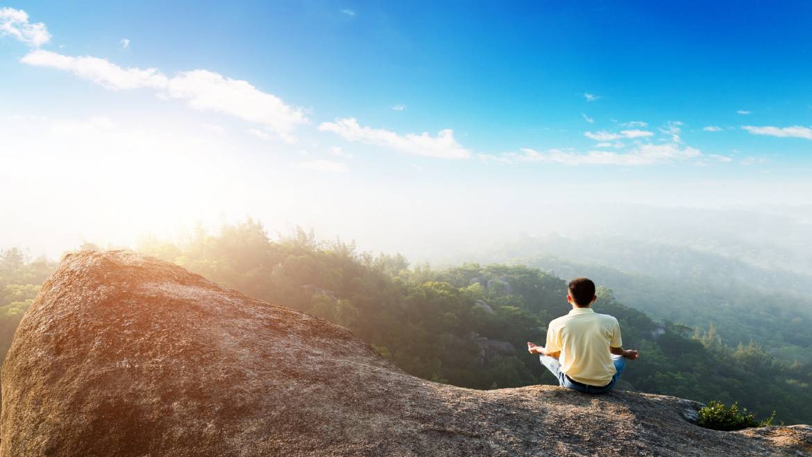 Mindfulness or Self-Hypnosis? Do we have to choose one or the other?